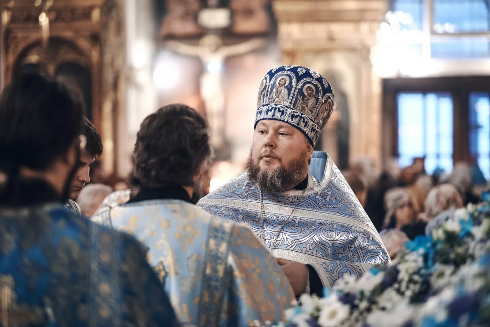 Протоиерей агейкин. Настоятель богоявленского собора в елохове александр агейкин. агейкин александр протоиерей. отец александр агейкин. протоиерей агейкин елоховский.