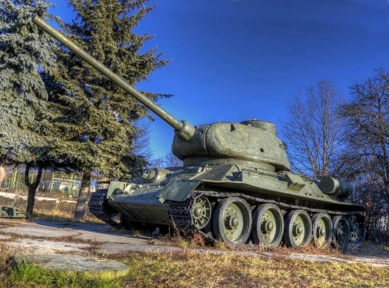 Легендарный т 34. Т-34 средний танк. Т 34 85. Танк 34 85. Танк т-34-85.