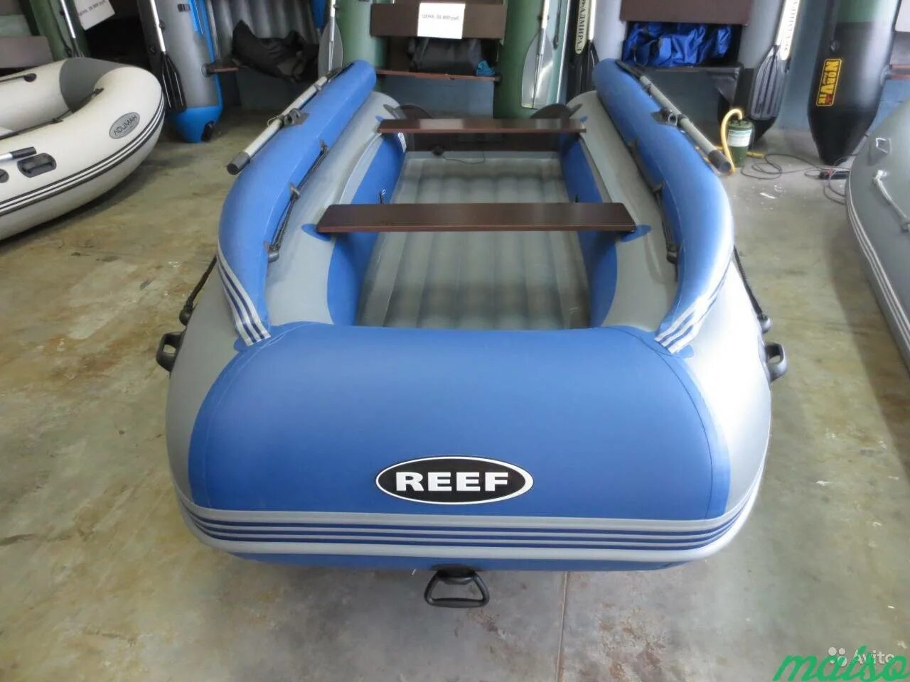 Надувная лодка reef тритон 390f нд. Лодка пвх риф 390 нднд. Лодка риф тритон 340 нднд тримаран. Лодка тритон 390 с фальшбортом. Лодка reef triton 390.
