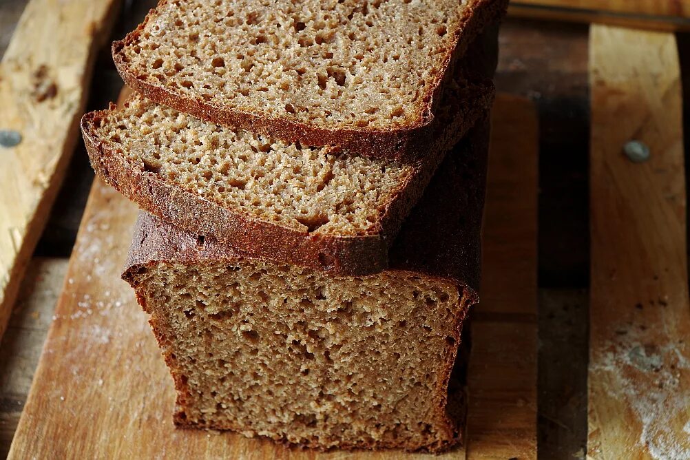 Классический рецепт ржаного хлеба. Хлеб. Самый вкусный хлеб. Выпечка хлеба. Домашний хлеб.