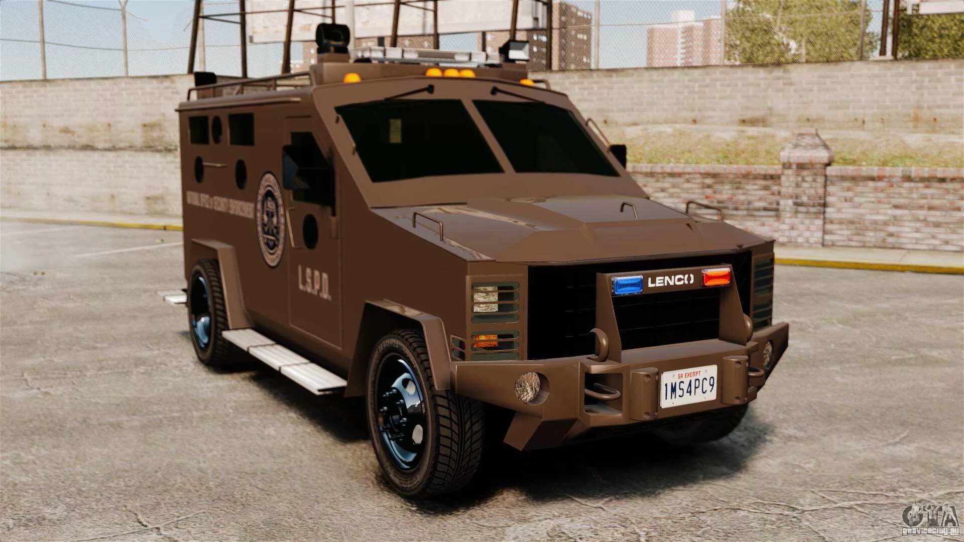 Гта 4 бронированные машины. Lenco bearcat гта. lenco bearcat gta 5. gta 5 бронированная машина. gta 5 lenco bearcat nypd swat.