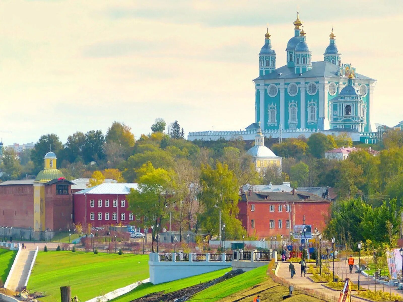 Страна города смоленск. Смоленск центр города. Виды Смоленска. Смоленск исторический центр.