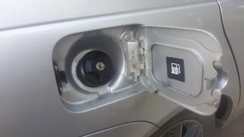 Приора лючок