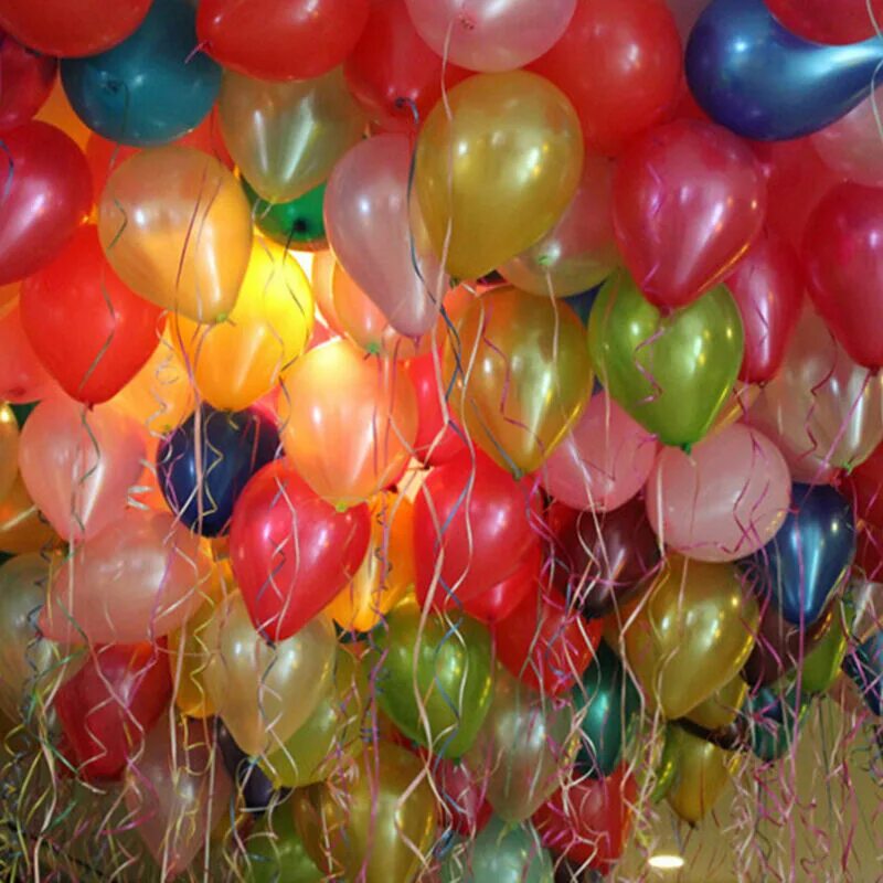 Шарики с гелием на день рождения. Воздушные шары. Воздушный шарик. Гелевые шары. Шарики надувные.