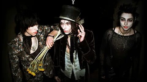 Palaye royale dead to me перевод