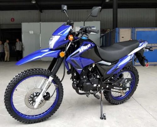 Кроссовый мотоцикл BS 200 Bashan. Синий мотоцикл эндуро 600. Ямаха эндуро 250 кубов оранжево синяя. Эндуро 250 фиолетовый. Купить мотоцикл в горно алтайске