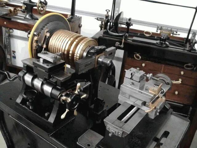 Word machines. Rose engine Lathe фото. The Guilloché Machine DIY. How the Machine works Rose engine.