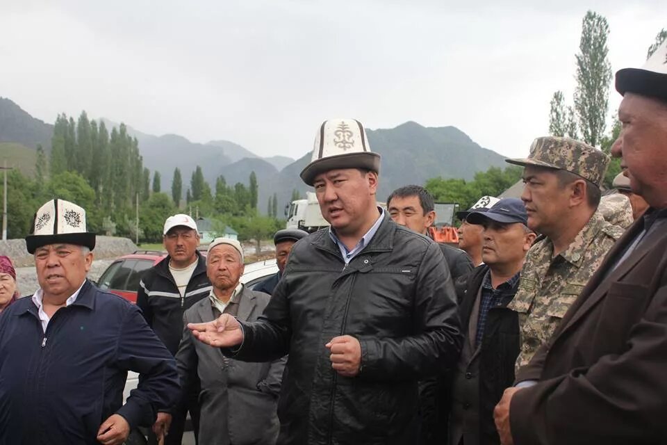 Жергетал мектеби фото. Аксы бф. Хову аксы тыва. Кызыл кия лицей. Тыва, село дерзиг аксы.