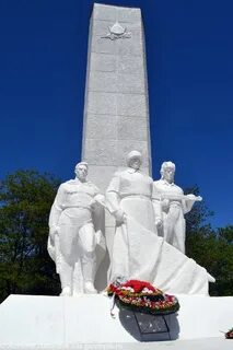 Памятники каменск