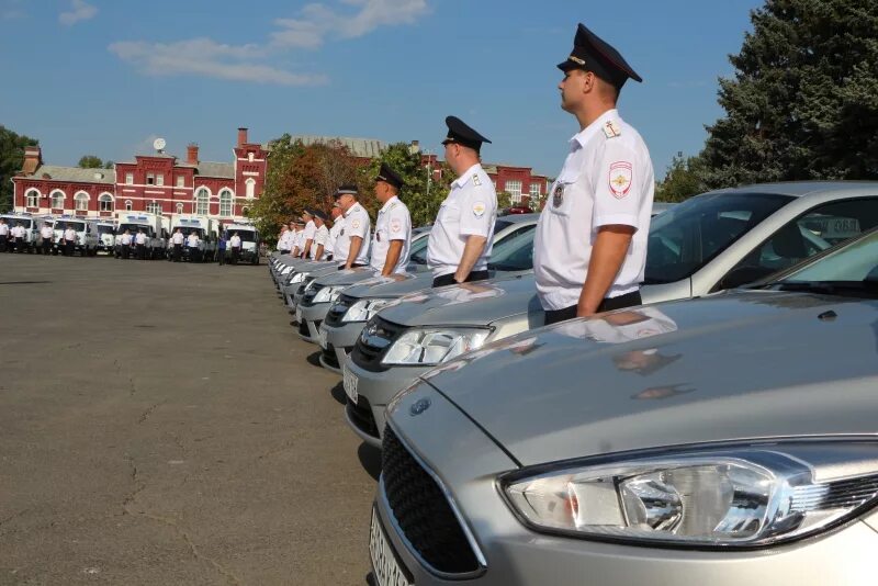 Сайт саратовского гибдд. ГАИ Саратов. День ГАИ Саратовская область. ГАИ БМВ Саратов. ГИБДД Саратов фото.