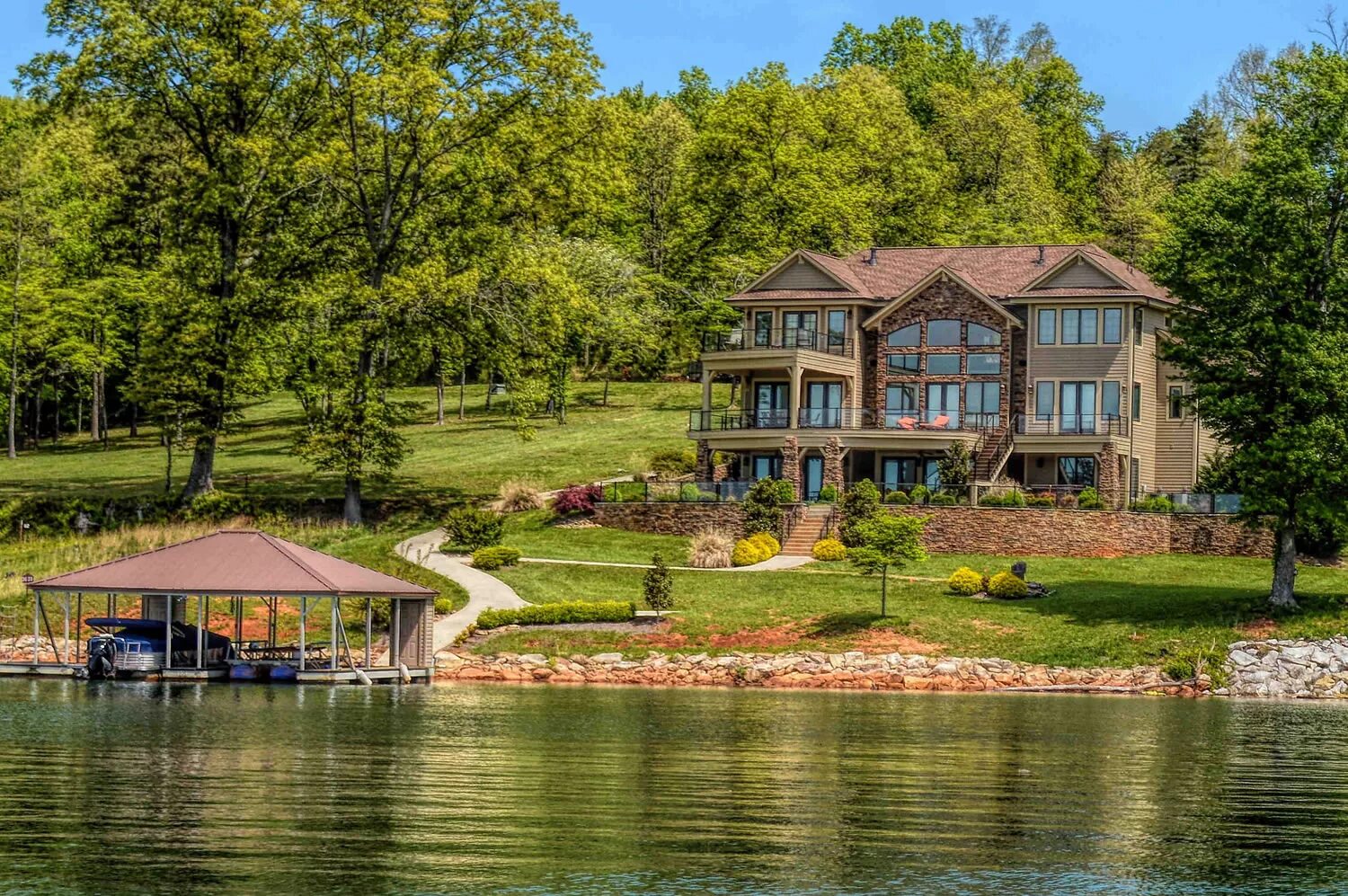 House near the lake. Стилхаус-Лейк. Павильон вилла Вирра в Австралии. Стилхаус-Лейк штат Теннесси. Усадьба штат Онтарио.