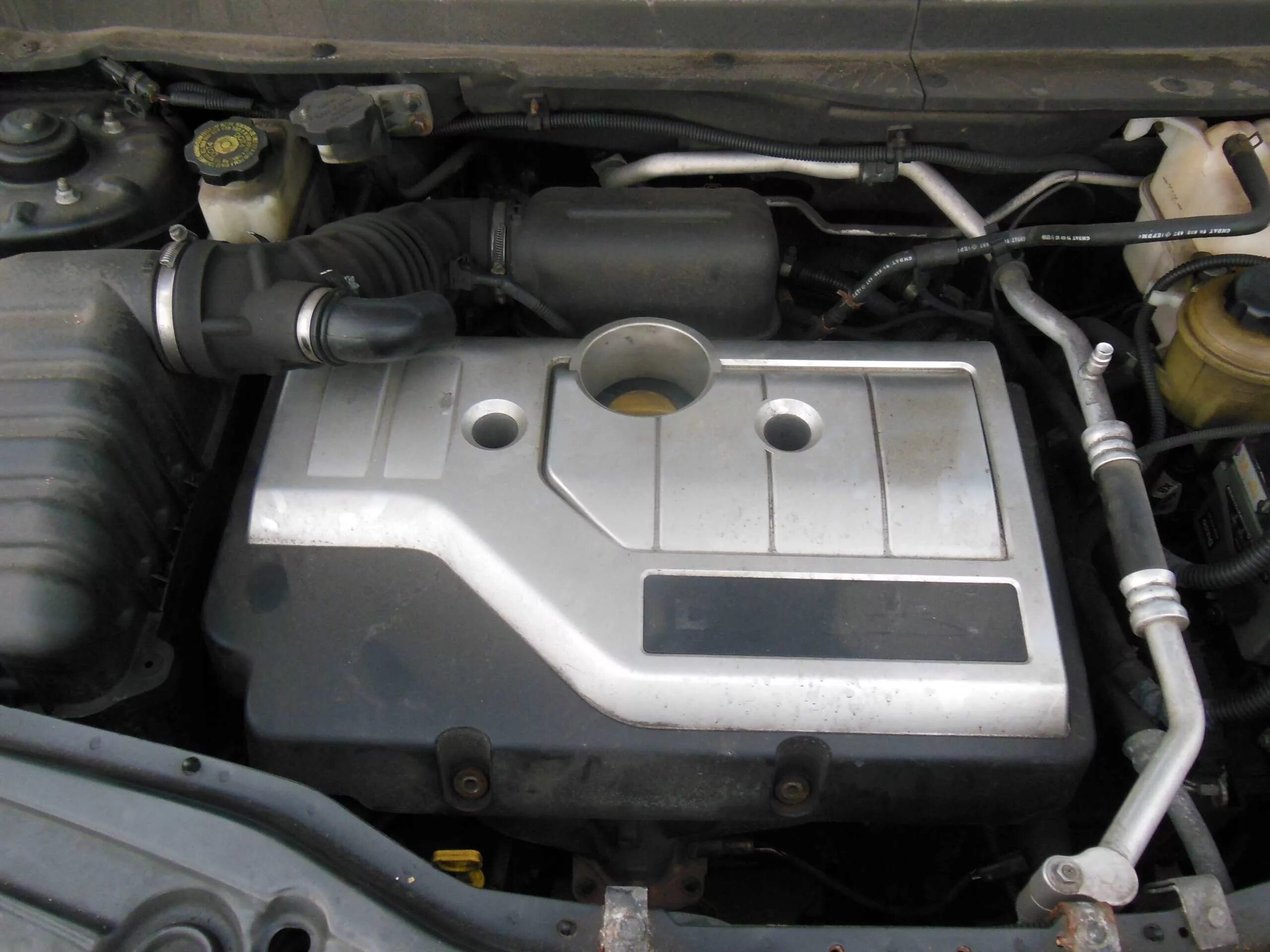 Двигатель 2 и 4 антару. Opel antara z24sed. z24sed. опель антара 2.4 механика z24sed мск масло колпачки. z24sed двигатель.