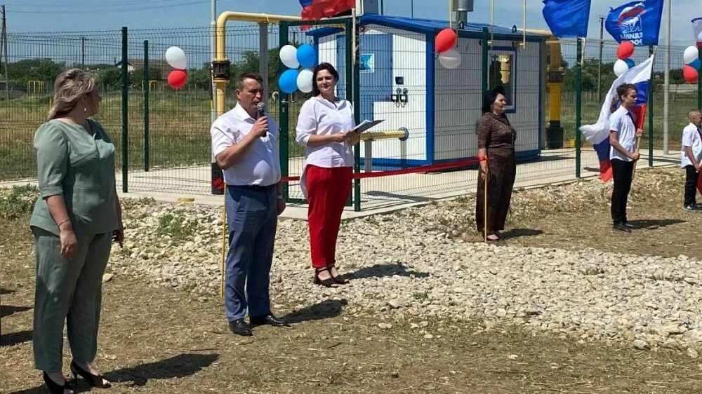 Крым джанкойский район погода село. Село Пахаревка Джанкойского района. Пахаревка (Крым). Пуск газа. Церковь Пахаревка Джанкойского района.