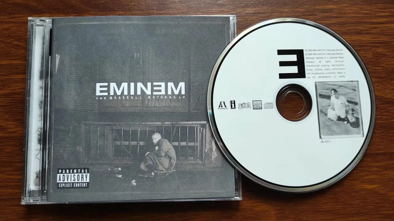 Mathers lp. The marshall mathers lp 2. eminem the marshall mathers lp cd. marshall mathers lp 1. the marshall mathers lp обложка.