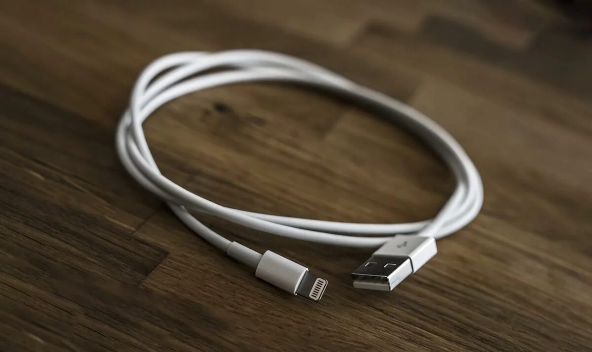 Кабель Apple USB-C (mj1m2zm/a). Кабель для зарядки айфона. Кабель тайп си Лайтинг Apple. Шнур от айфона 11 Лайтнинг.