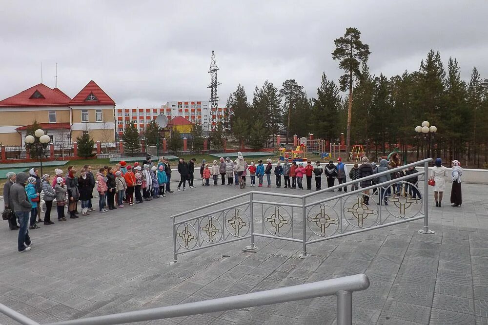 Покачи достопримечательности. Лагерь город.Покачи. Лагерь Неофит Покачи. Покачи фото города 2020. Покачи участки