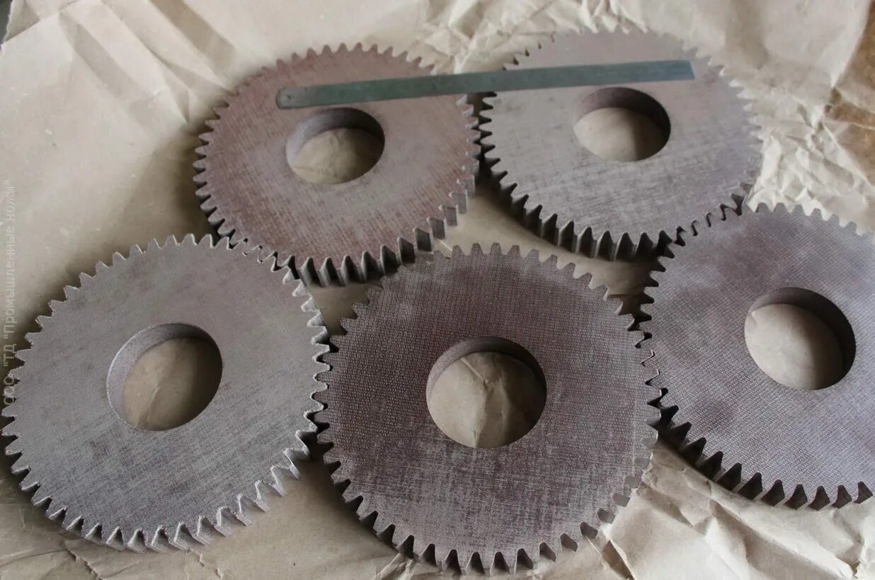 зубчатые колёса из текстолита. текстолитовые шестерни. текстолитовая шестерня умз 4216. шестерня распредвала 4216 текстолит. текстолитовые шестерни.