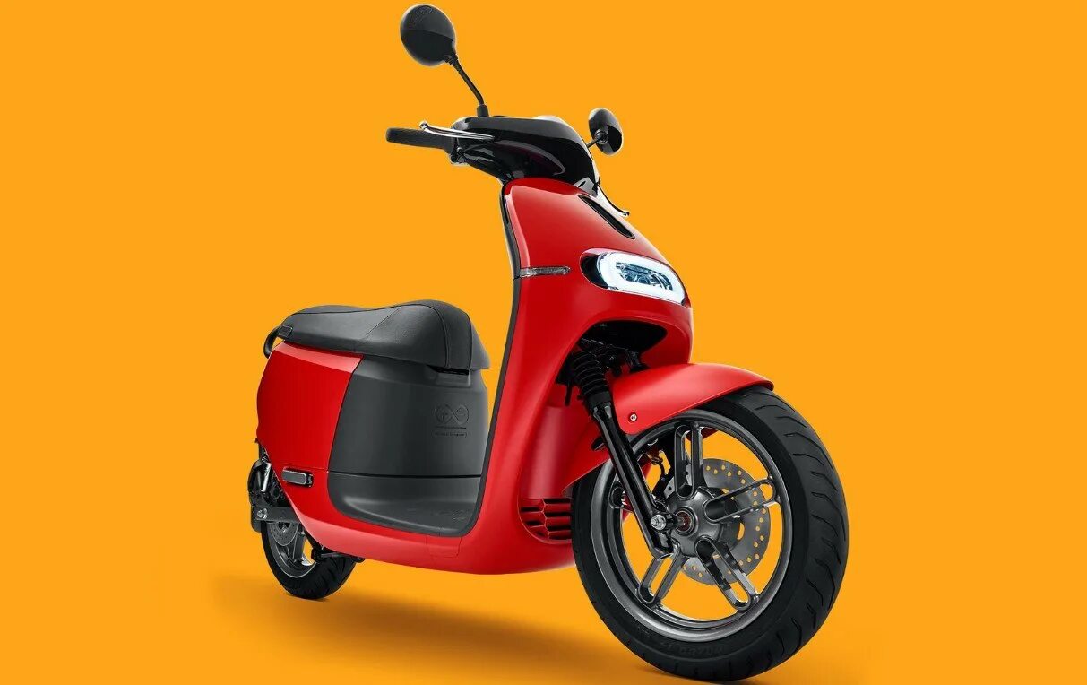 Скутер Gogoro. Электроскутер 2023. Honda smile 2023 скутер. Электрический мотороллер. Скутер 2023 года