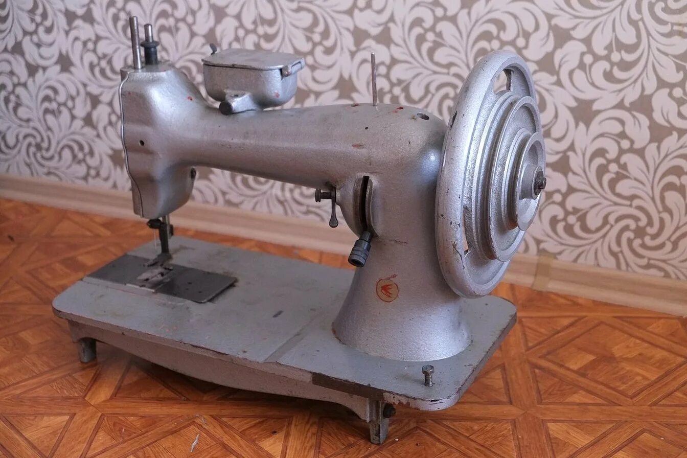 Ру москва. Авито. Швейная машина пмз 23 класс. Авито магазин. Авито москва подольск.