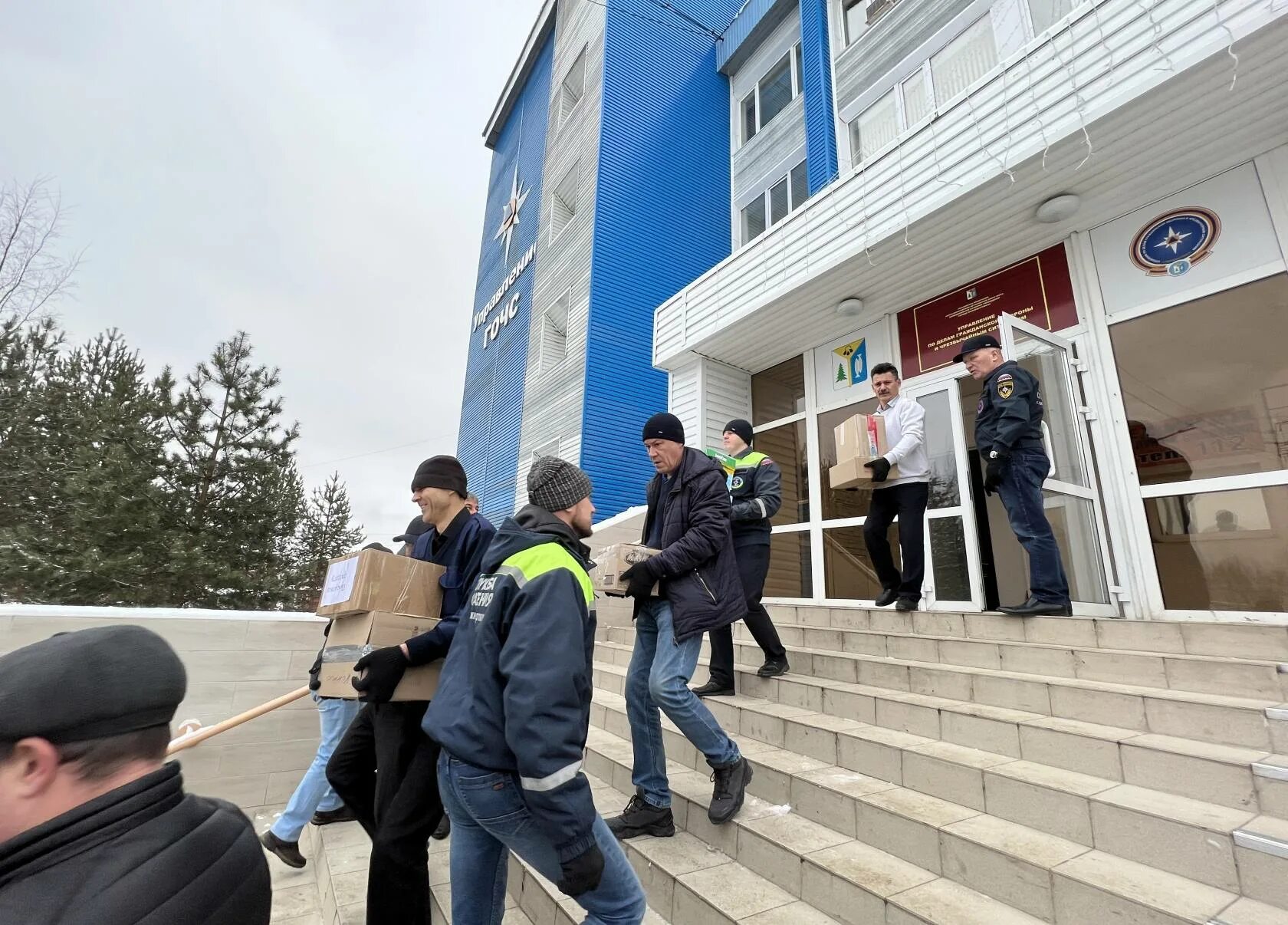 Мку нижневартовск. Сильный снегопад. Мку нижневартовск. Гочс нижневартовск. Мку нижневартовск.