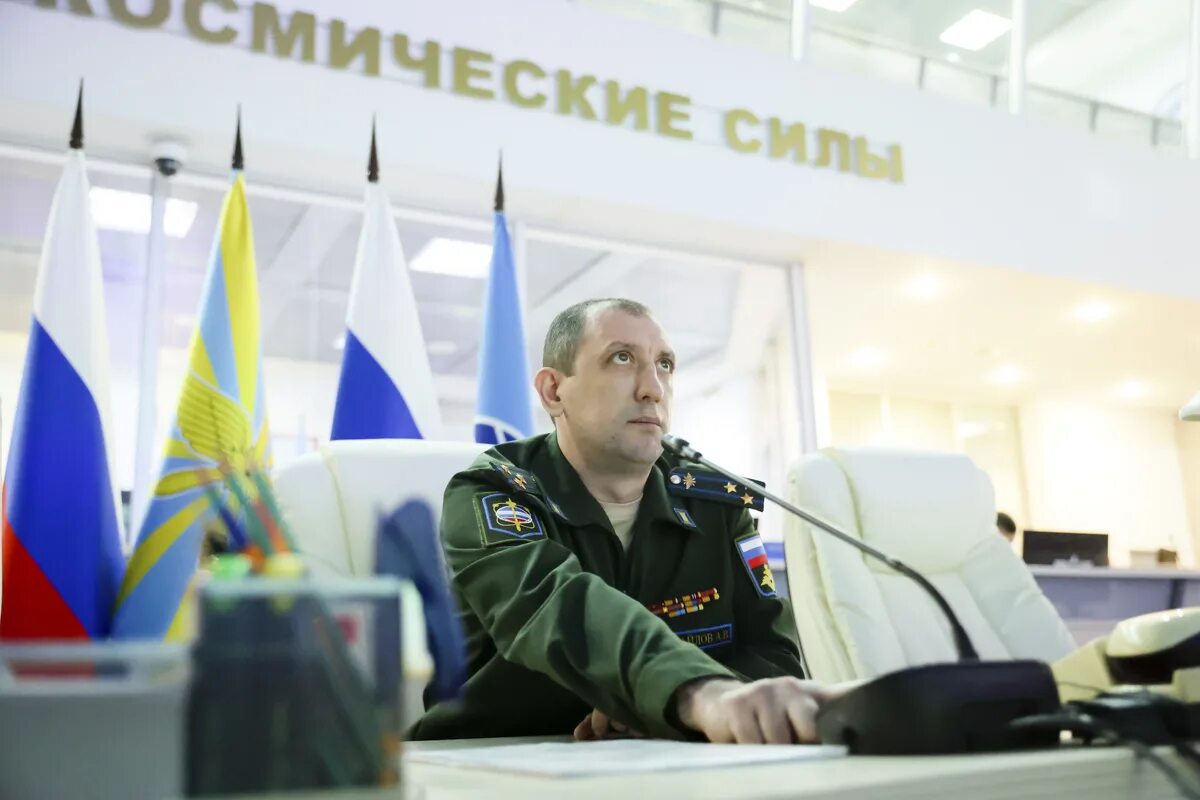 Машина министерства вкс. Вкс министра. Генерал лейтенант максимцев. Вкс министра. Вкс министра.