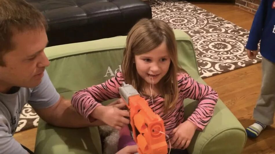 Давид пынзарь аутизм. Дети пынзарей аутист. Инна вальтер знай папа. Видео папа знает. Видео папа знает.