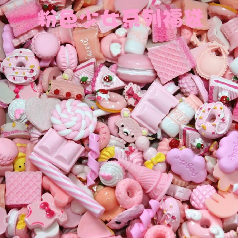 Необычные женские штучки. Детские кисточки для макияжа. Девчачьи штучки. Косметика в розовом стиле. Милые штучки.