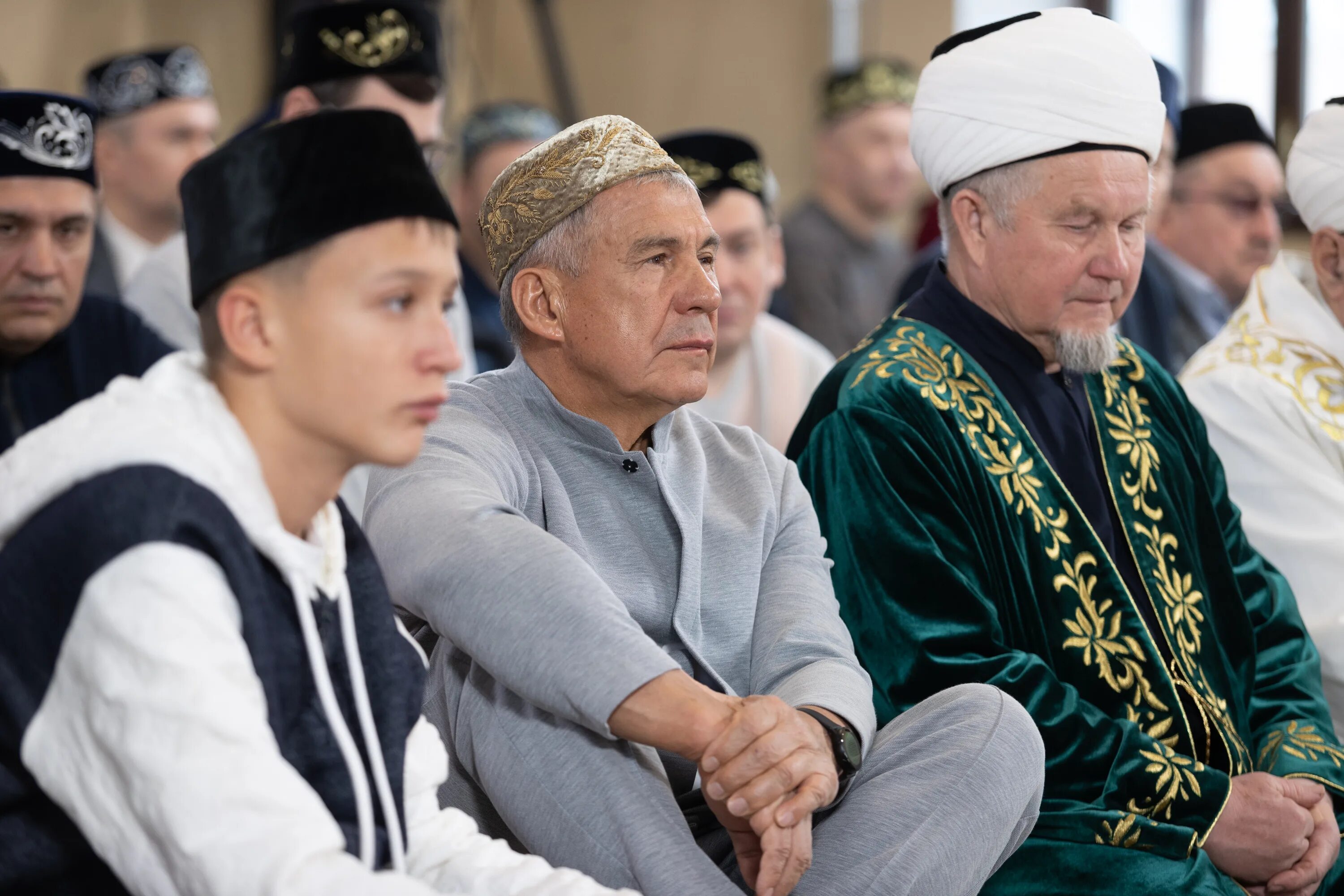 Когда будет ураза в 2025 году. Мечеть ярклла Казань. Ураза байрам. Мечеть Минниханова. Бухарская мечеть (Казань).