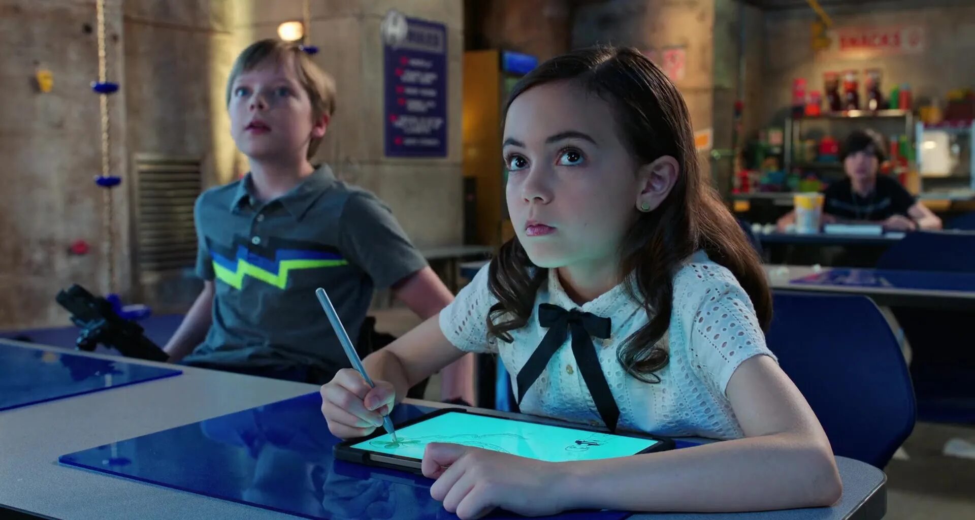 Фильм шаркбой и лава. We can be heroes фильм 2020. Приключения шаркбоя и лавы 2020. Мы сможем стать героями. Тейлор лотнер шаркбой.