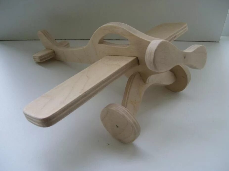 Проект по технологии из дерева 7 класс. Поделки из дерева. Изделия из дерева для детей. Поделки из древесины. Изделия из фанеры для детей.