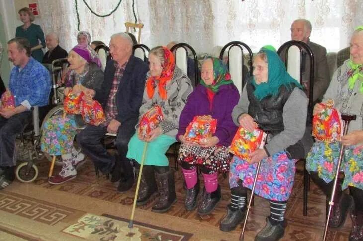 Брянский дом престарелых. Дом престарелых глоднево брасовский район. дом престарелых брянской области брасовский район глоднево. дом интернат глоднево. дом престарелых в климово брянской области.