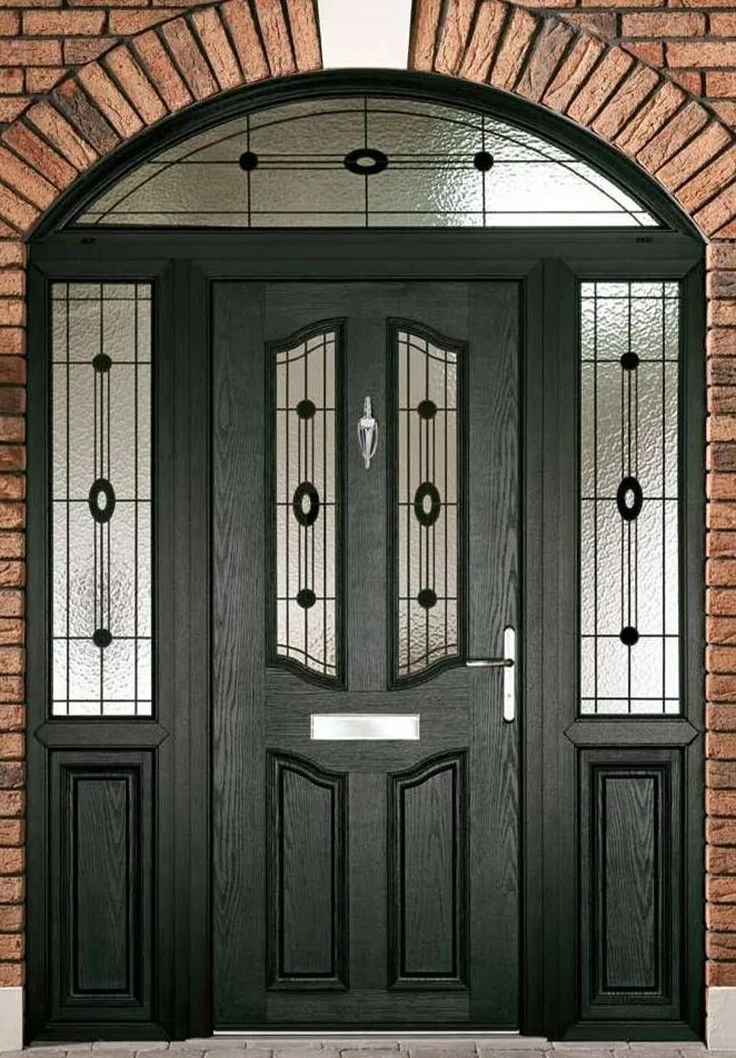 Входные двери Raw Exterior Doors. Вход в дверь. Входная дверь в частный дом. Входная дверь с аркой. Уличные двери купить спб