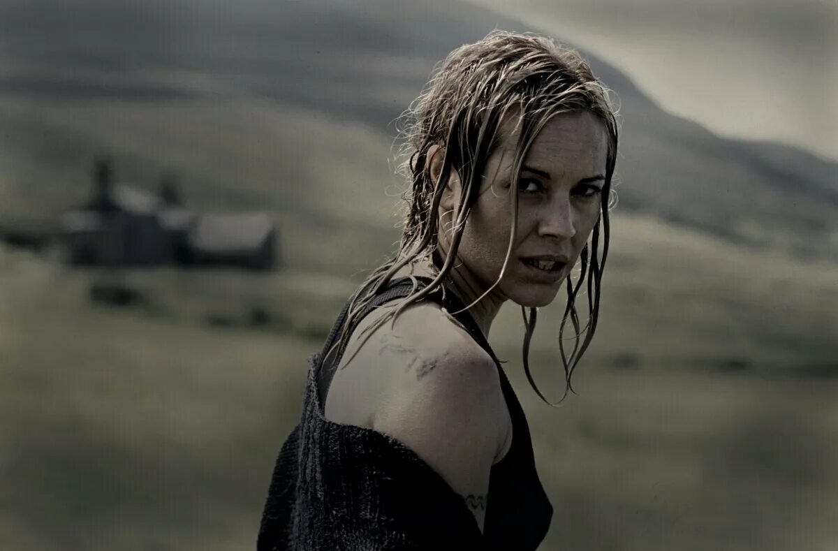 темные силы фильм 2005. темные силы описание. тёмные силы фильм. The dark фильм 2005. тёмные силы фильм.