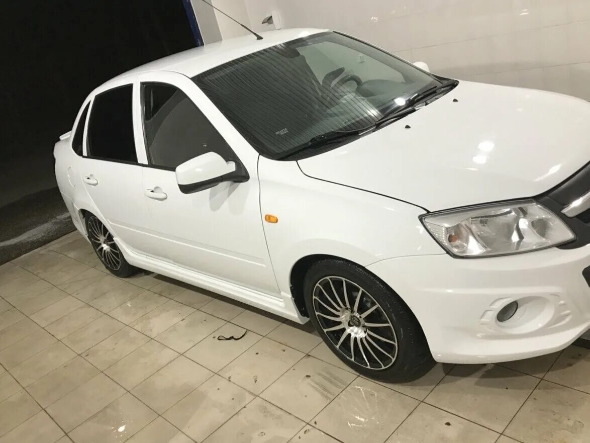 Белая гранта спорт 2014. Лада гранта спорт 1 6. Лада гранта спорт 2022. Алания на гранте спорт. Лада гранта спорт черная 2014.