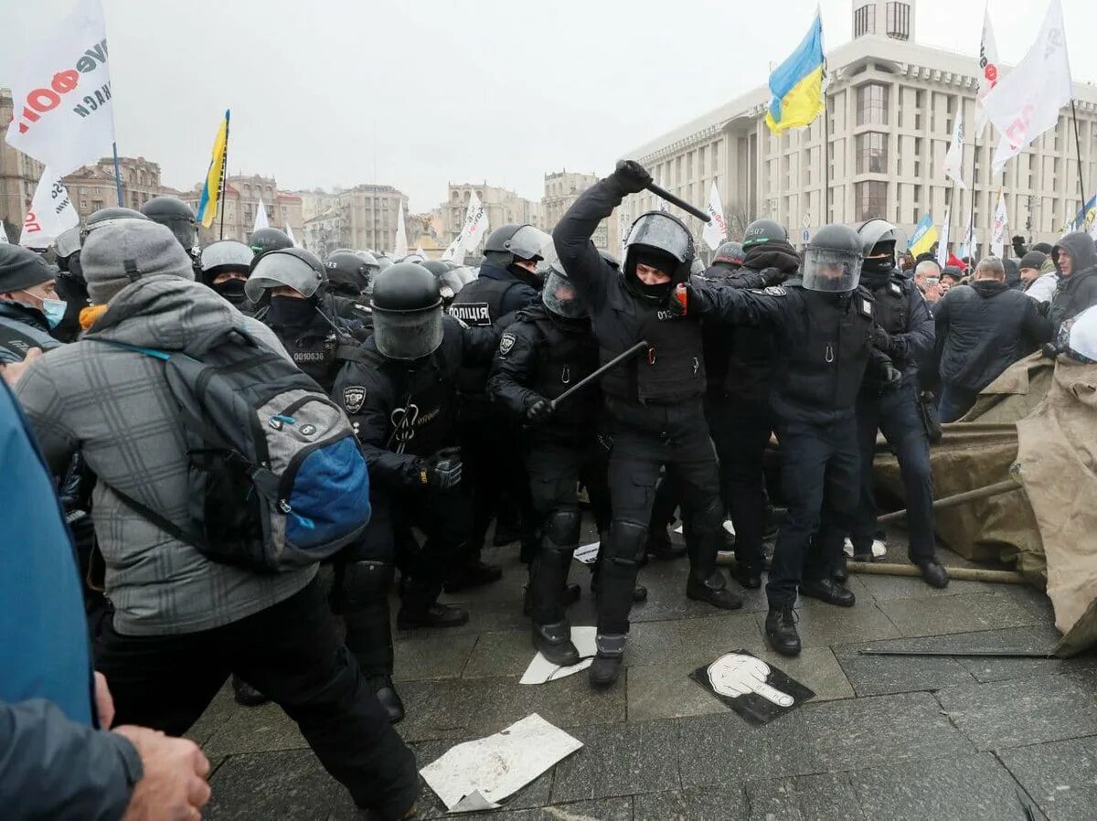 Что было на майдане в 2014. Майдан Украина 2013. Киев 2013 Майдан. Украина 2012 Майдан.