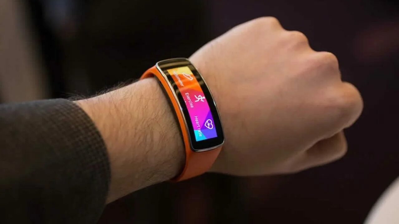 Фитнес браслет самсунг gear fit 2. Браслеты на самсунг часы. Samsung ремешок для gear fit. Samsung galaxy gear fit2 pro. Фитнес-браслет gear fit 2.