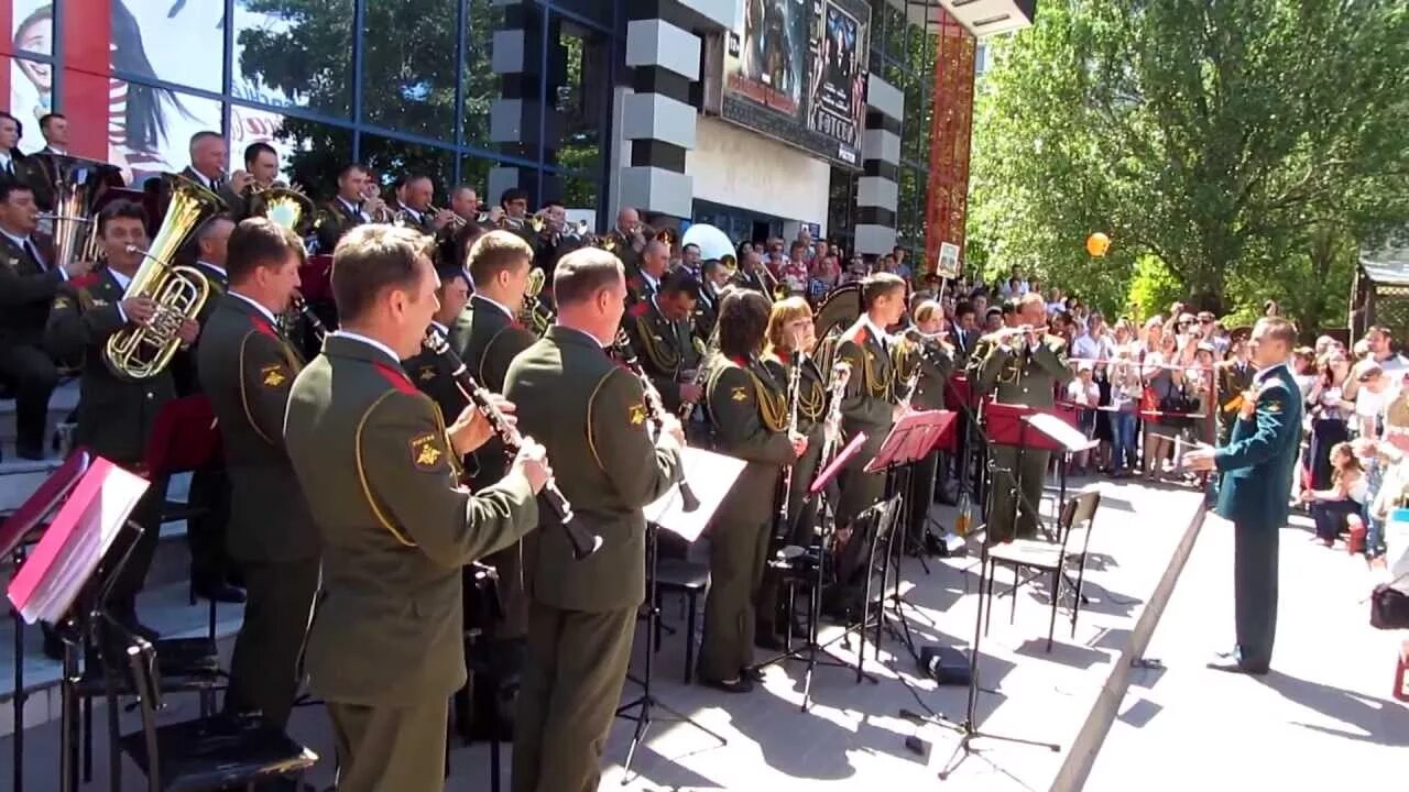 Военный оркестр прощание славянки. Марш «прощание славянки» оркестр Министерства обороны. Прощание славянки духовой оркестр Министерства обороны СССР. Прощальный оркестр. Марш прощание славянки образцовый военный оркестр