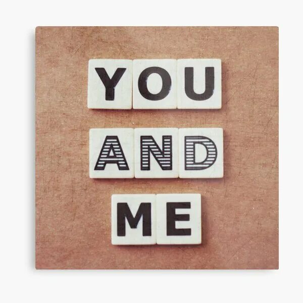 You and me makes us. You and me надпись. me and you. me you картинки. красивый надпись you me.