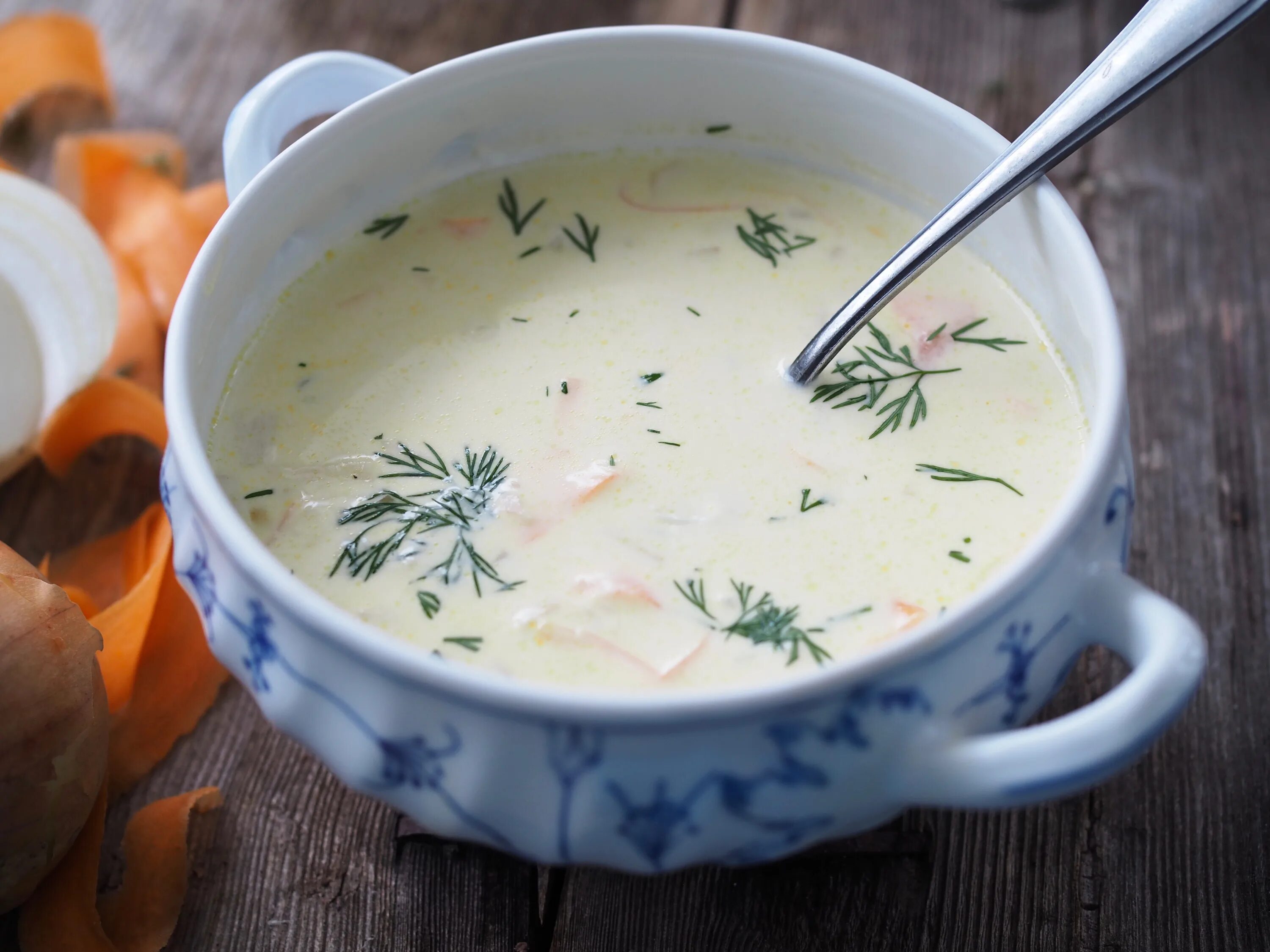 молочный рыбный суп. молочно рыбный суп эстония. Kalakeitto - финский рыбный суп. эстонский молочный суп с рыбой. поморская уха.
