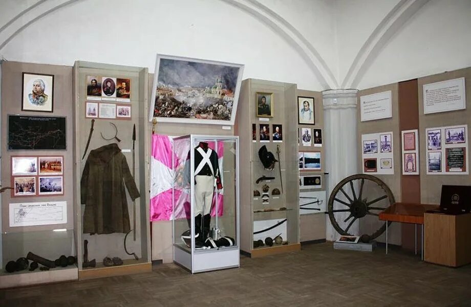 В. Вяземский историко-краеведческий музей смоленская область. Академия веселых наук. Вяземский краеведческий. Вяземский историко-краеведческий музей.