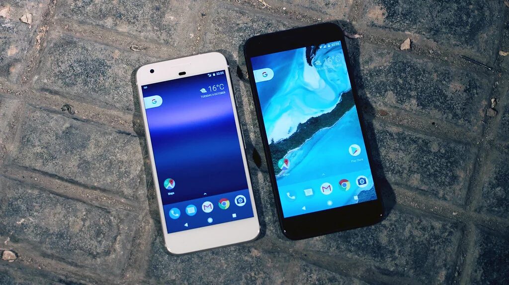 Смартфон google pixel 8. Galaxy s7 и pixel 2. google pixel 7. google pixel 4a синий. google pixel 2013.