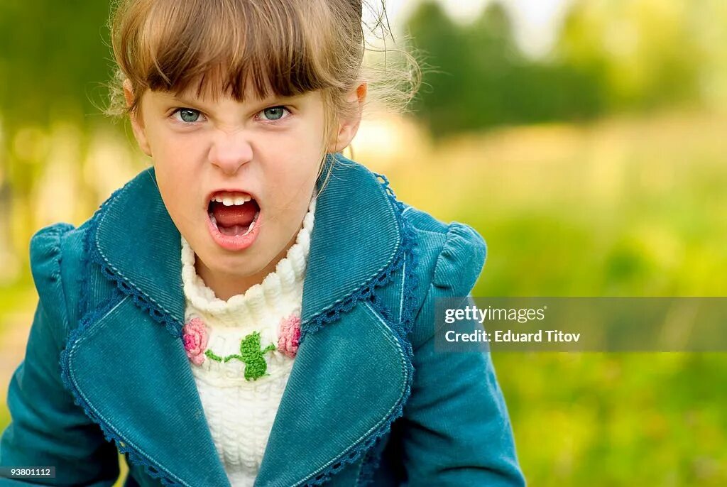 Бешеные дети. Мужской коллектив. Человек в гневе. Эмоция злость. Злиться группа.