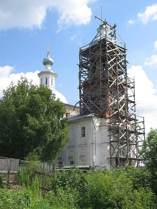 Нижне кубенский харовского. Поселок кубенское вологодская область. Памятник клубову в кубенском. Нижне кубенский харовского. Поселок нижне кубенский.