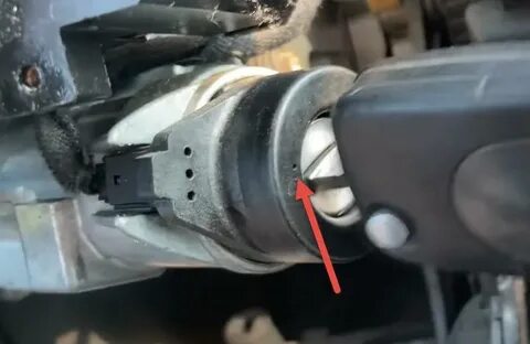 Замок зажигания не поворачивается причина