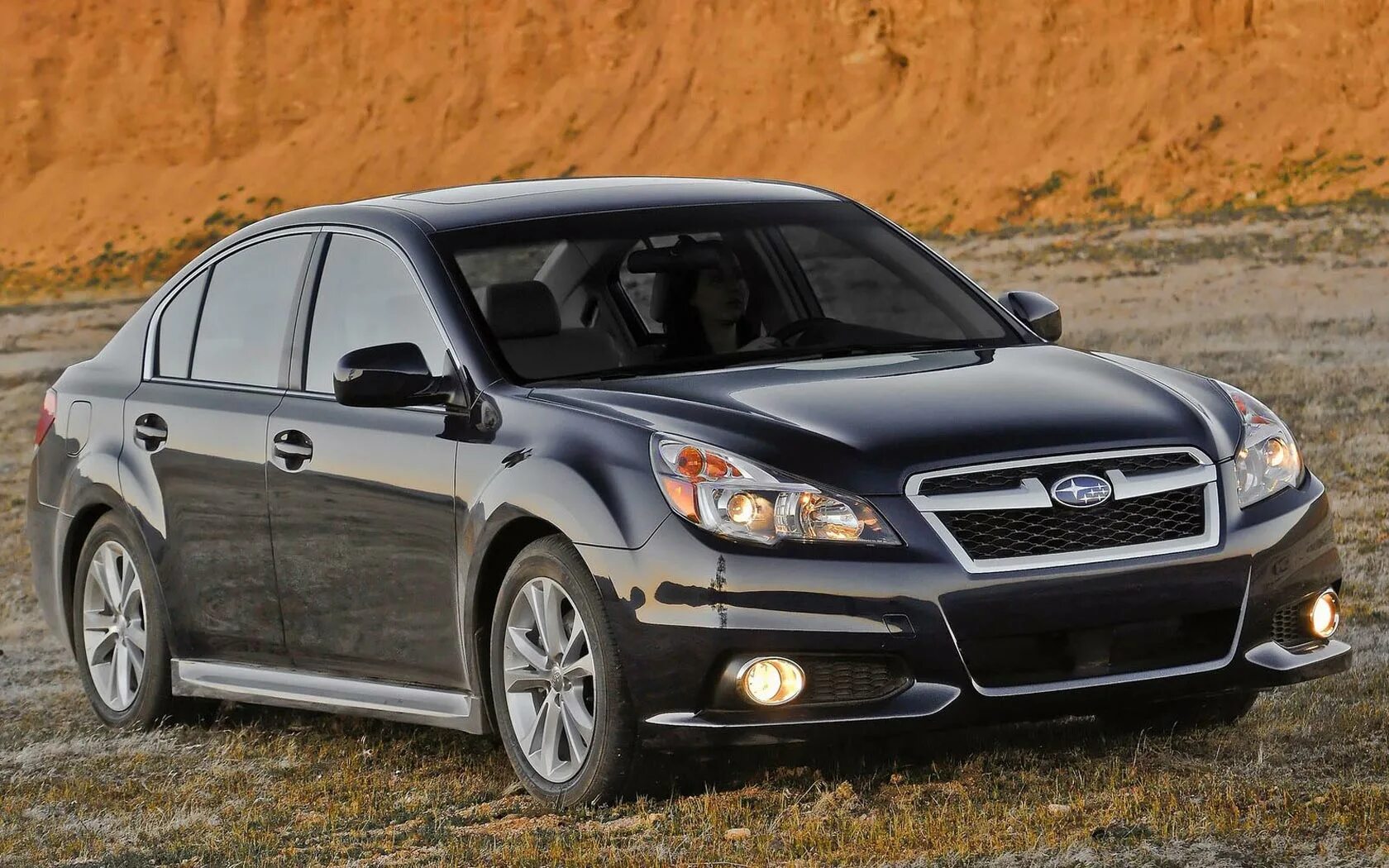 Subaru Legacy 2013. Субару Легаси седан. Subaru Legacy 2014 седан. Subaru Legacy 2.5. Купить машины 2014 года