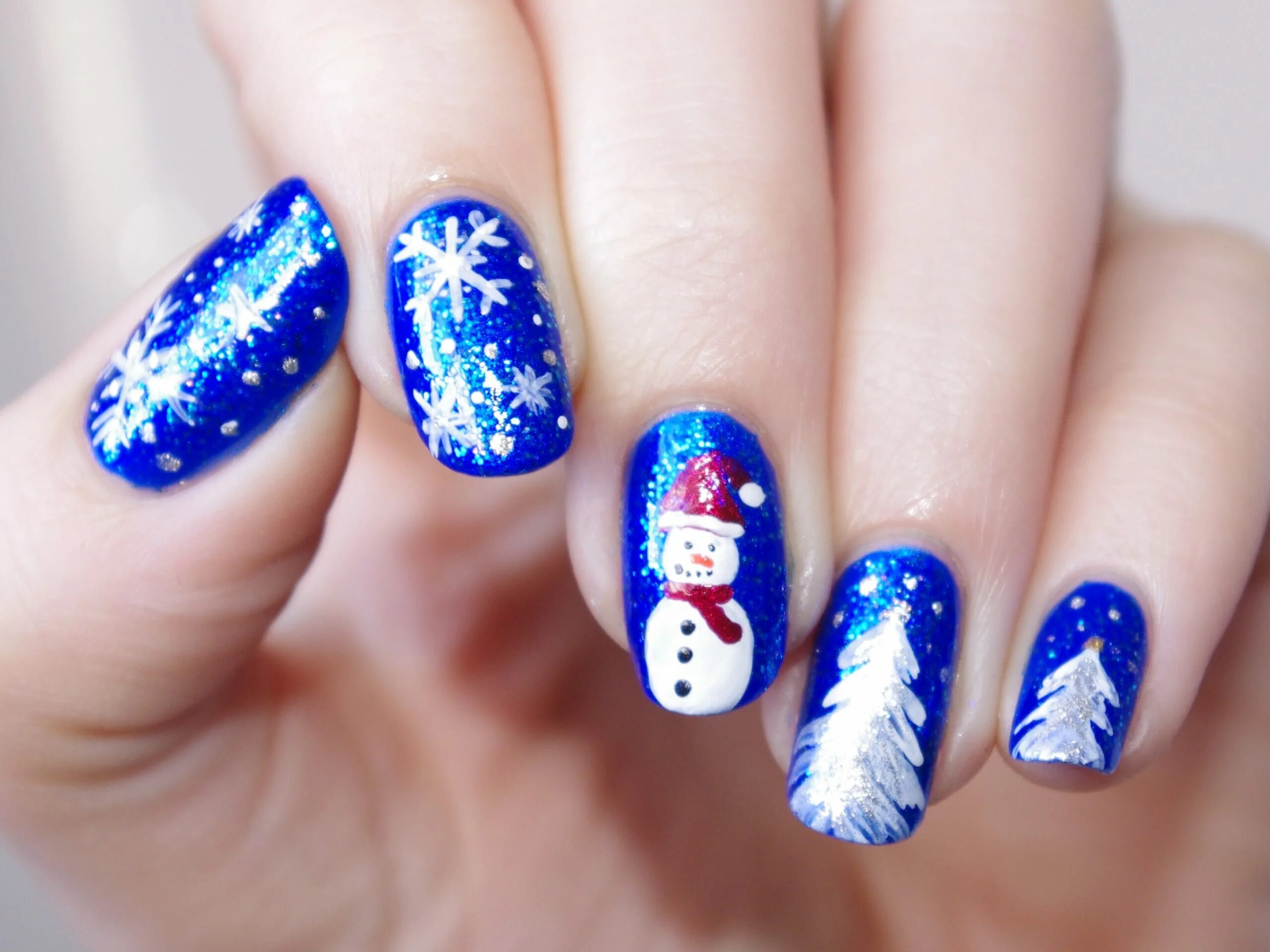 зимний маникюр. красивые новогодние ногти. интересные новогодние ногти. красивый маникюр на новый год. интересные новогодние ногти.