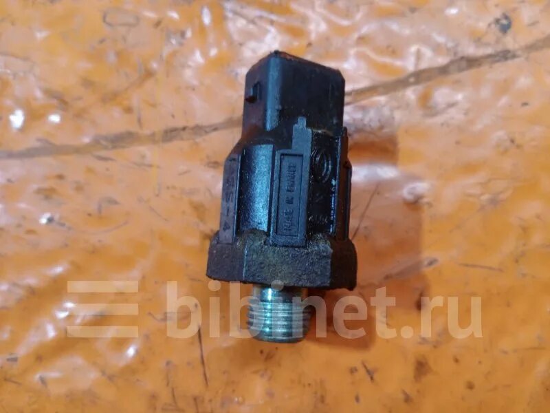 Датчик детонации рено меган 2 как подсоединить. Рено меган датчик детонации. Датчик детонации флюенс. 4. 4.