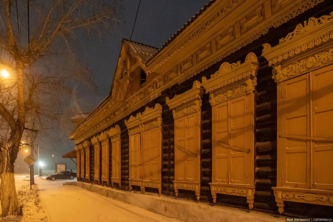 Прогноз погоды улан удэ по часам. Погода в Улан-Удэ. Погода в деревянном. Здания с погодой в Улан-Удэ. Теплая Солнечная погода в Улан-Удэ фото.