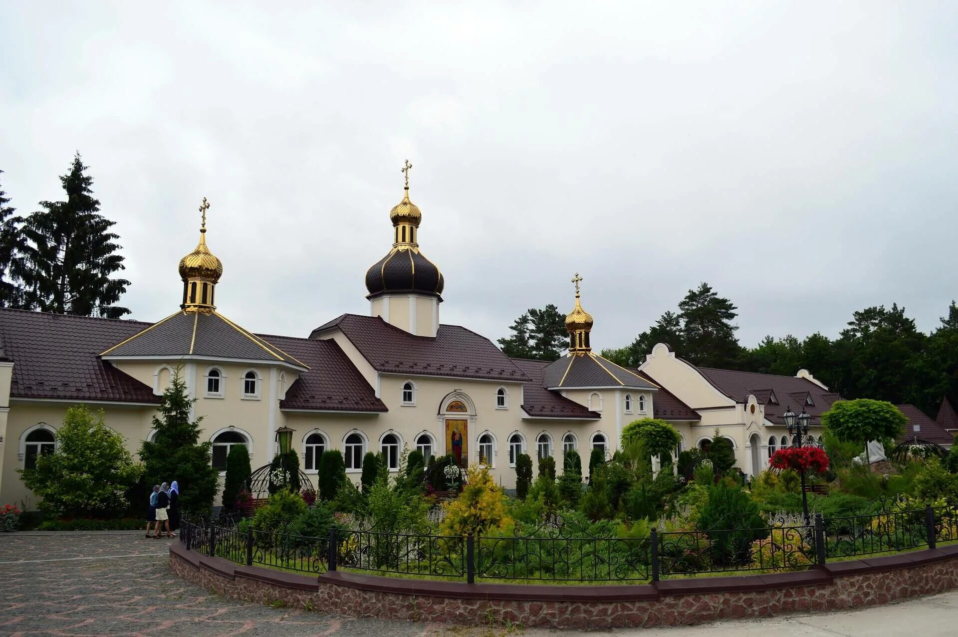 Житомирский Свято-Анастасиевский монастырь Житомир. Николо Васильевский монастырь Донецкая область. Анастасиевский монастырь. Свято николо васильевский