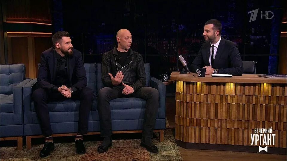 Вечерний ургант сигурни уивер и хью джекман. Вечерний ургант голливудские звезды. Вечерний ургант звезды. Вечерний ургант голливудские звезды. Вечерний ургант звезды.